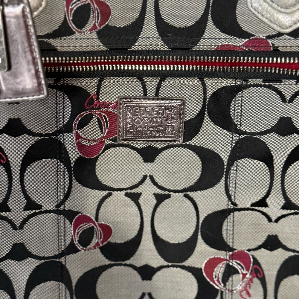 Coach Poppy Black and Red Signature Handbag - Picture 2 of 8